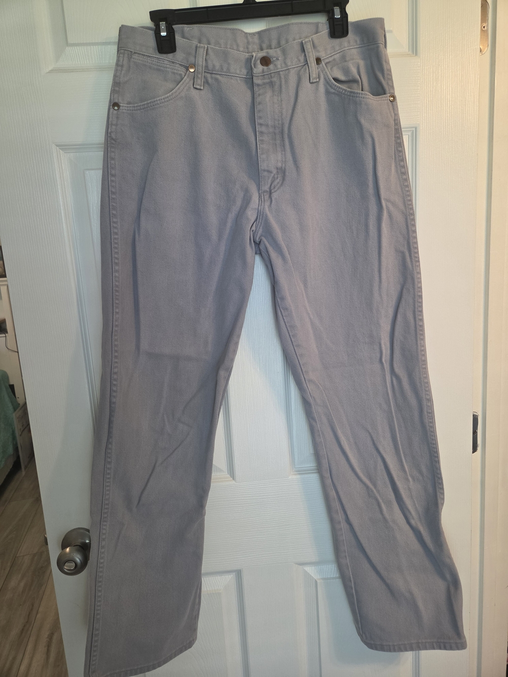 Wrangler Light Gray Jeans